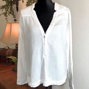 Free People Changing Horizons white 100% cotton v-neck button front raw hem top